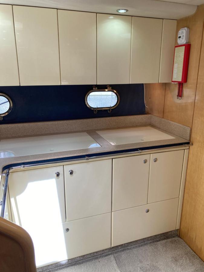 Entire Boat At St Katherine Docks 2 Available Select Using Room Options London Luaran gambar
